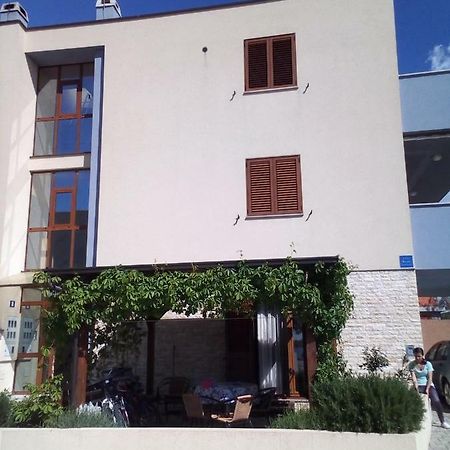 Apartman Edi Nin Buitenkant foto