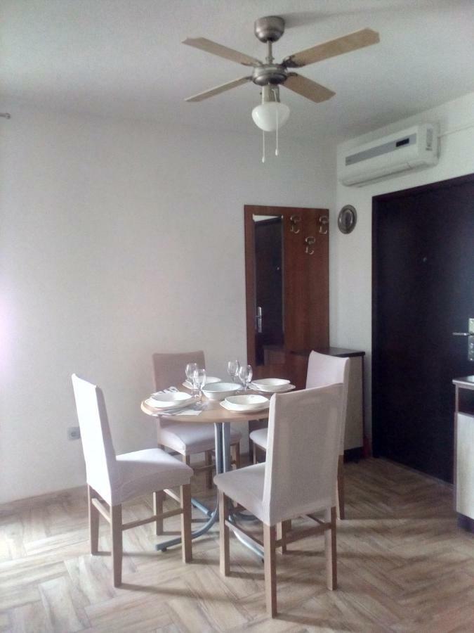 Apartman Edi Nin Buitenkant foto